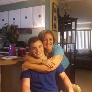 Meet your Posher, Lori