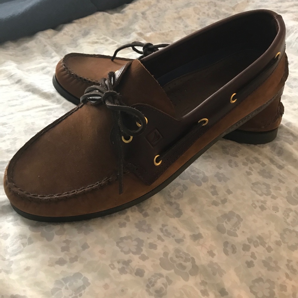 Brand new Sperry Topsider Boatshoes. Size 13