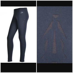 Nike 'Leg-a-See' Leggings