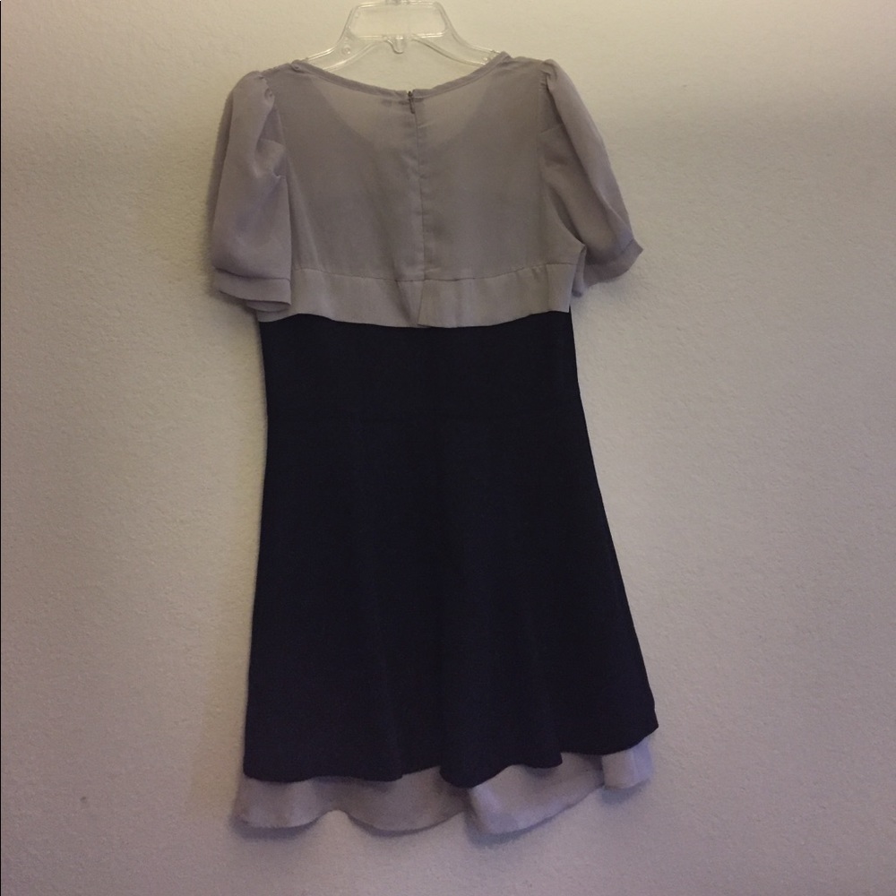 Pretty Dress  - Picture 2 of 3