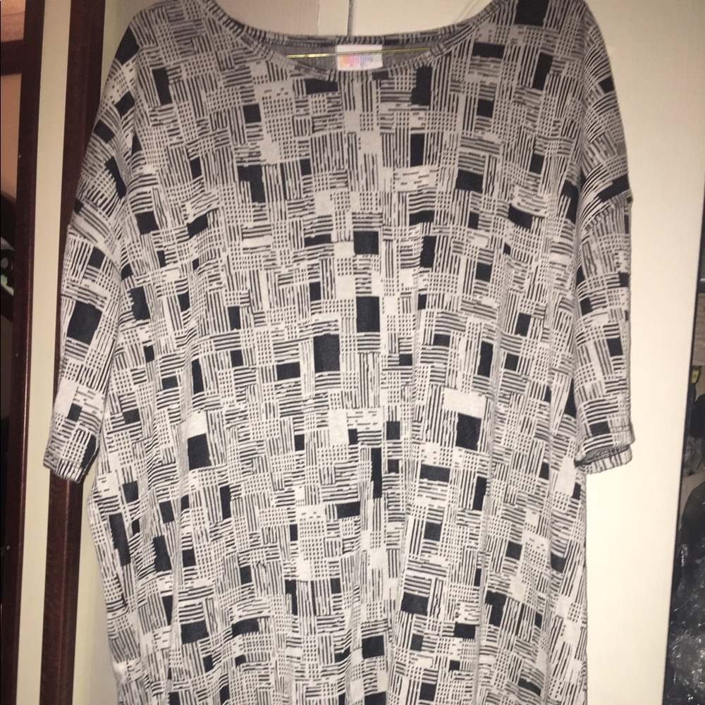 Lularoe XS jacquard Irma