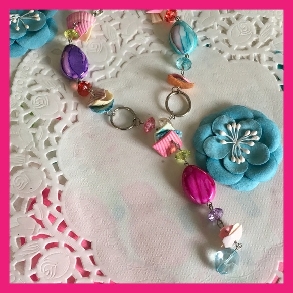 Pretty beach necklace - Picture 3 of 4