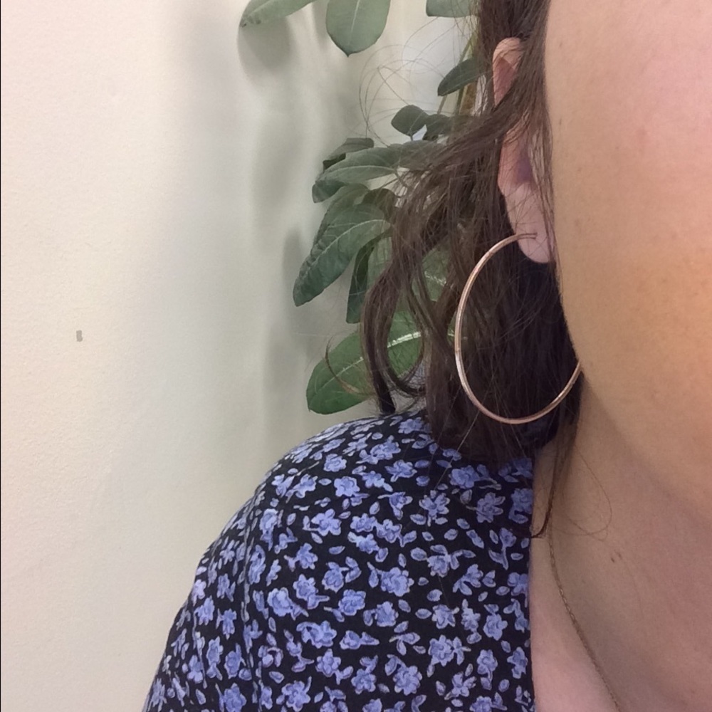 Meet your Posher, Emmi