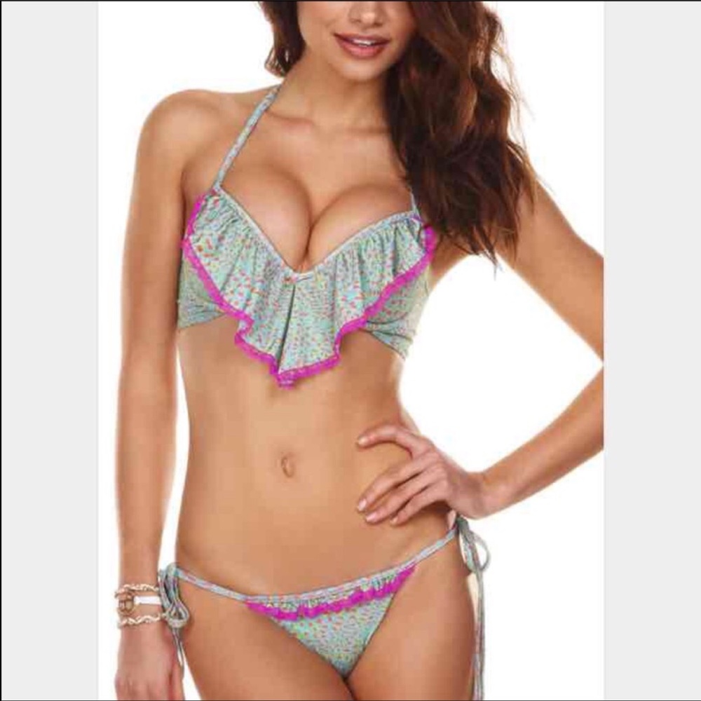 Beach Bunny Sweet Desire bikini