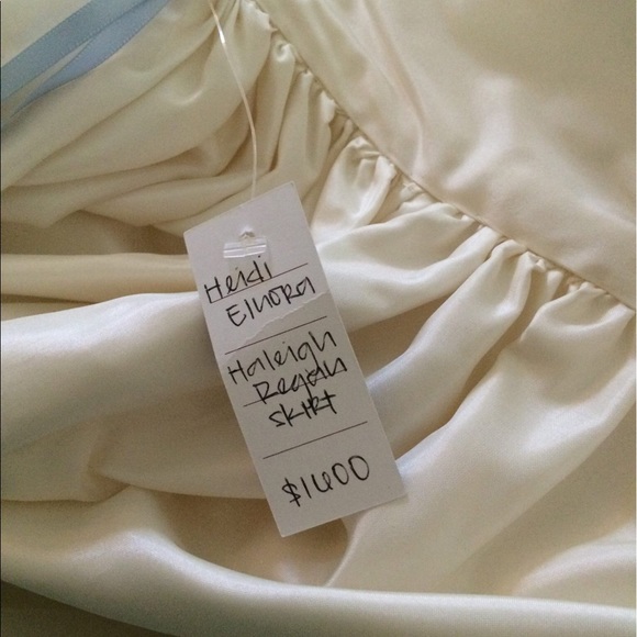 Heidi Elnora 2 piece wedding dress with pockets - Picture 5 of 7