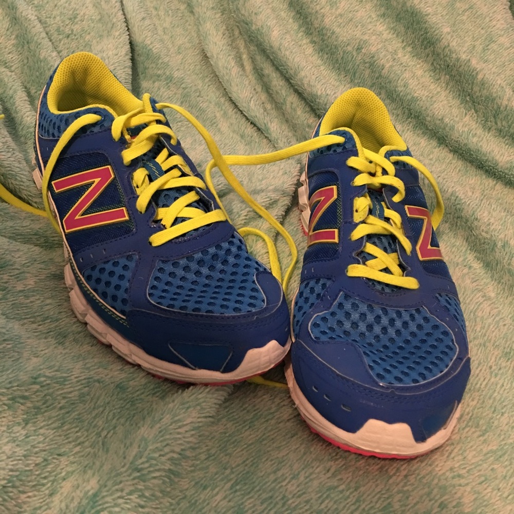 New Balance running shoes blue pink green size 8