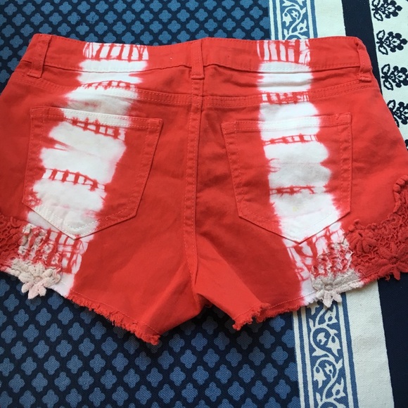 Shorts - Picture 2 of 2