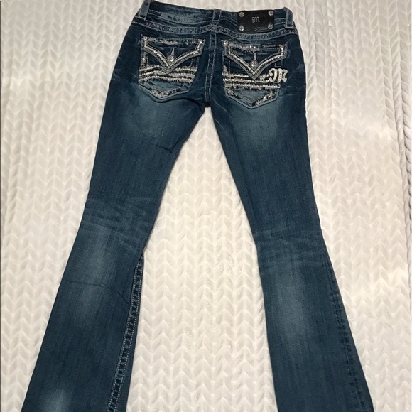 Miss Me Jeans - Picture 2 of 3