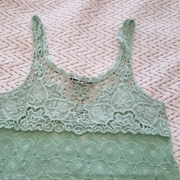 Tank - Picture 3 of 4