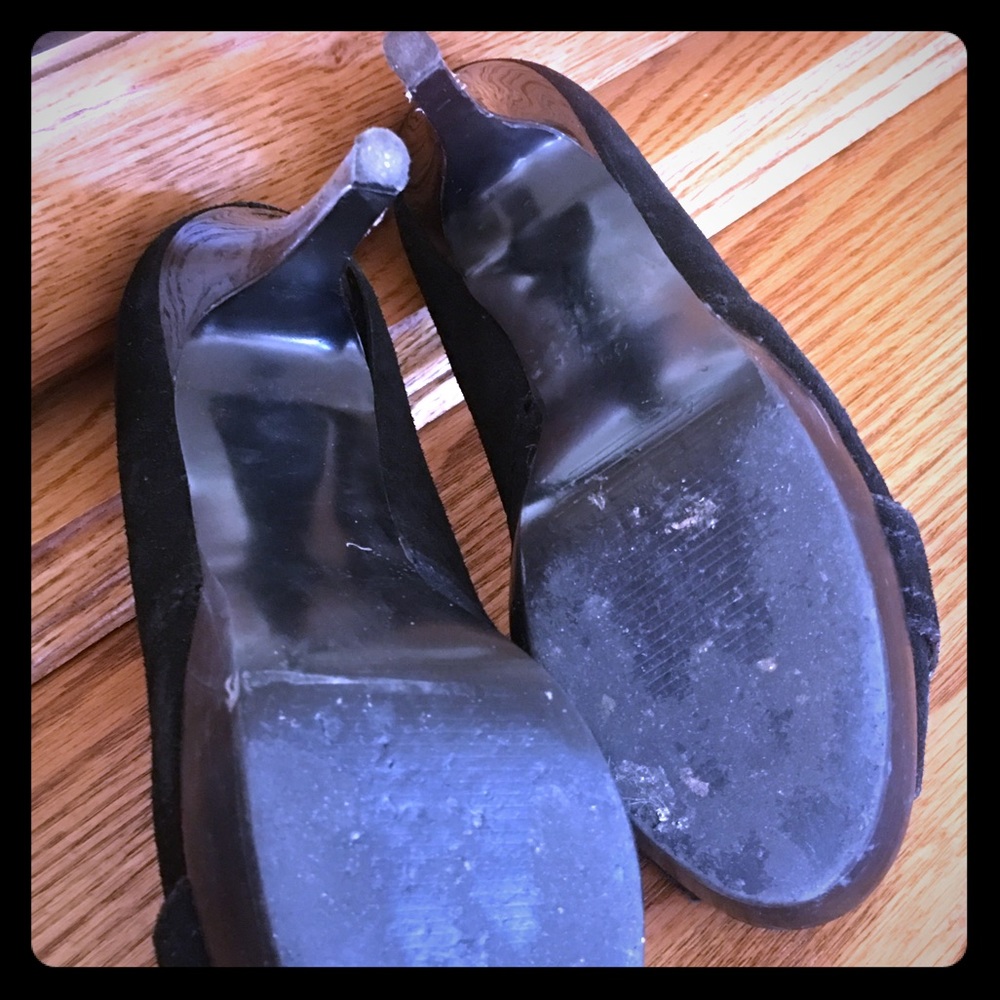Guess Black Suede Heels Size 7.5 - Picture 3 of 4