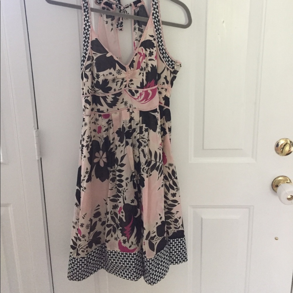 Blush patterned dress, so summery and light