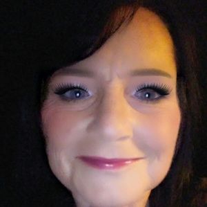 Meet your Posher, Vicki