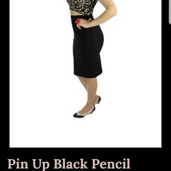 Black pencil skirt - Picture 2 of 5