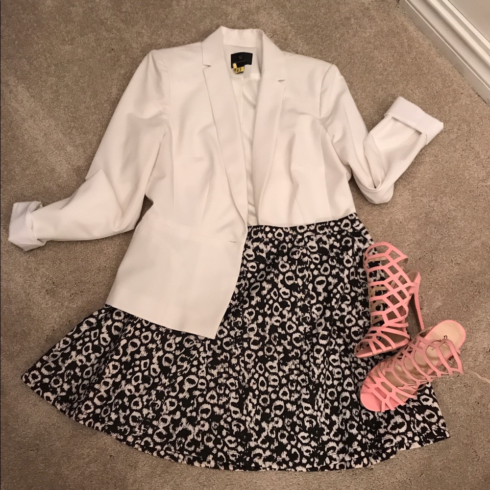 NWT Lily White Skater Skirt