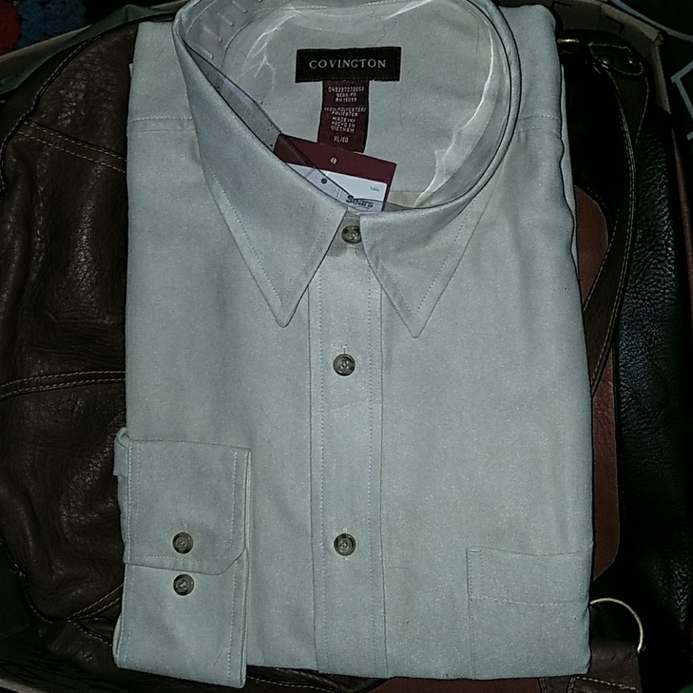 Men's Covington dress shirt. XL