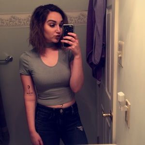 Meet your Posher, Brooke