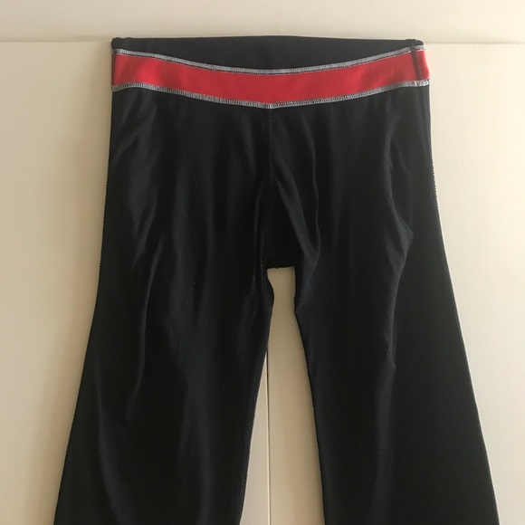 Lulu Wide Leg Yoga Pants - Picture 4 of 4