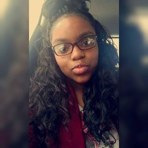 Meet your Posher, Marissa