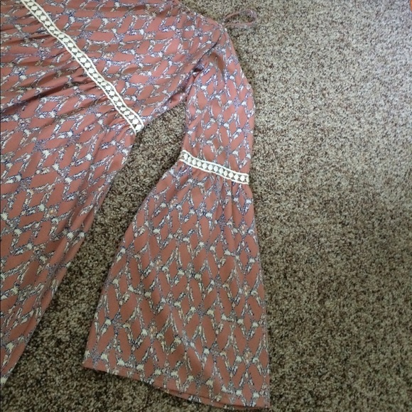 Boho of shoulder tunic - Picture 3 of 4