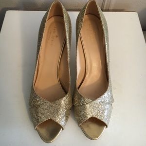Kate Spade sparkly gold peep toe heels size 10.5