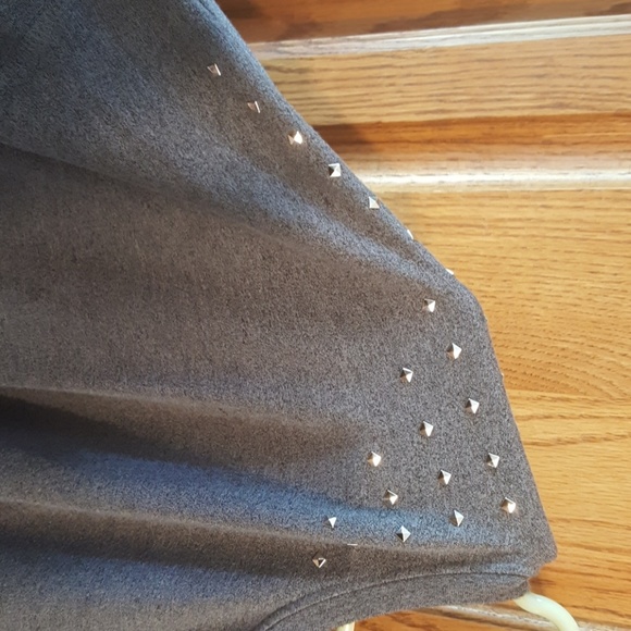 Grey high low top - Picture 2 of 3