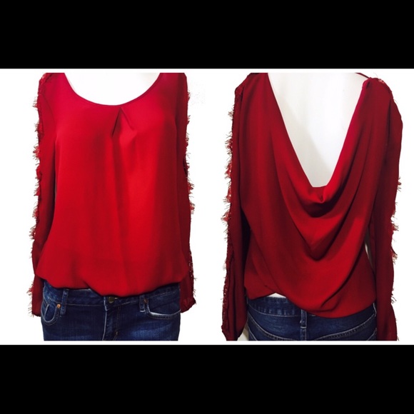 Tops - NWT heart soul lace sleeves