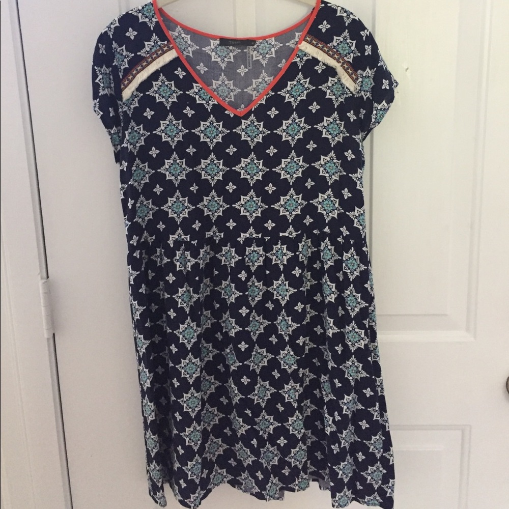 Adorable printed dress with fringe