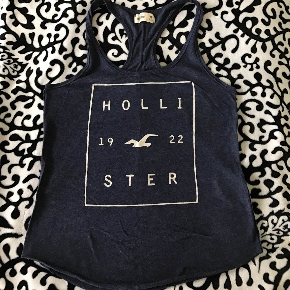 Medium Hollister razor back tank top