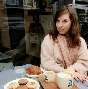 Meet your Posher, Kaila