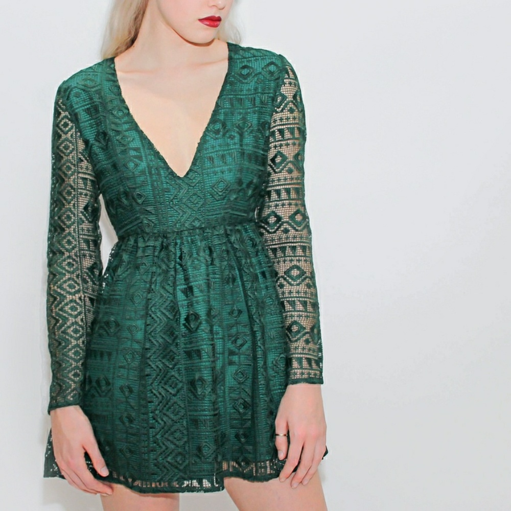 SOLD OUT UO Urban Outfitters Abi dress