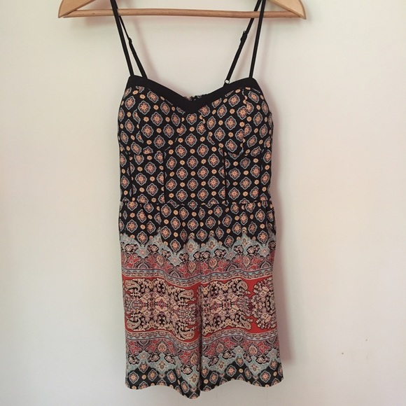 Xhilaration Romper - Picture 1 of 6