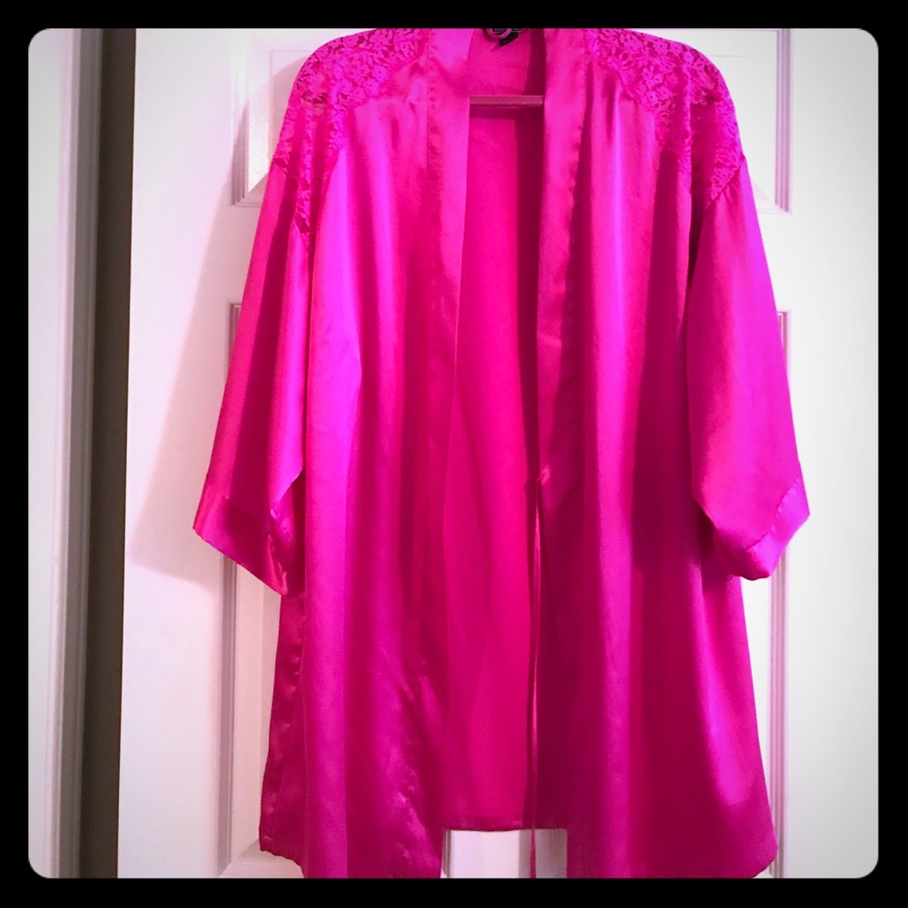 Victoria Secret Robe without sash.