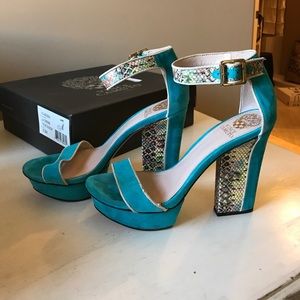 Vince Canute Nedra platform heels