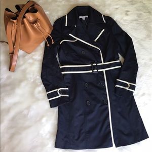 Nice New York & Company Trench Coat Navy size M