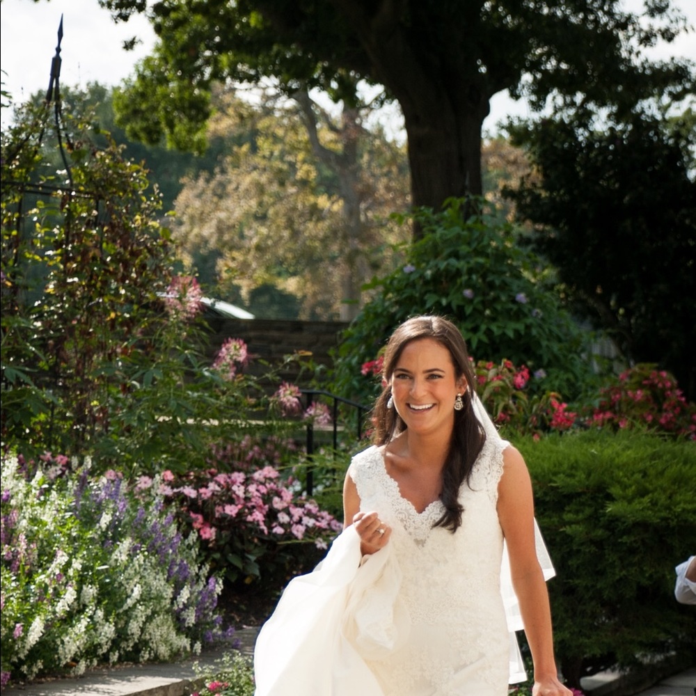 Meet your Posher, Leah