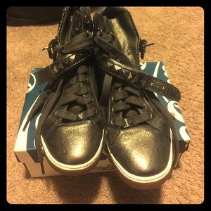 Fashionable Sneakers