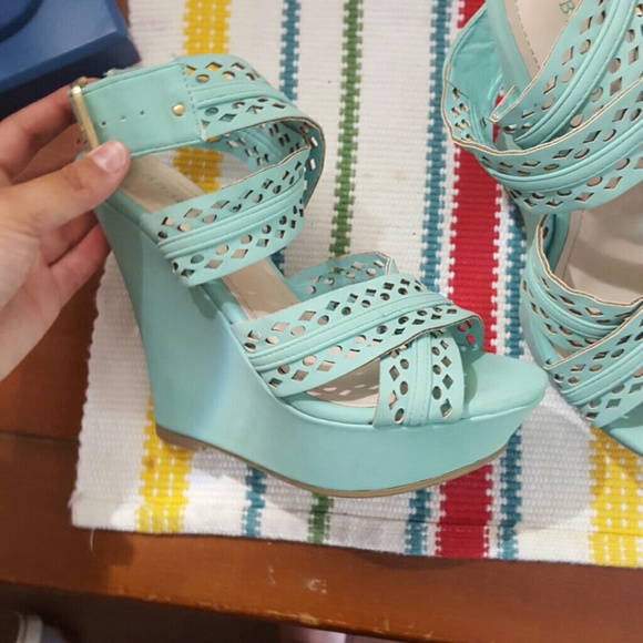 Bamboo teal wedges - Picture 2 of 6