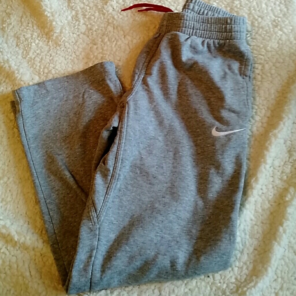 Nike like new sweatpants