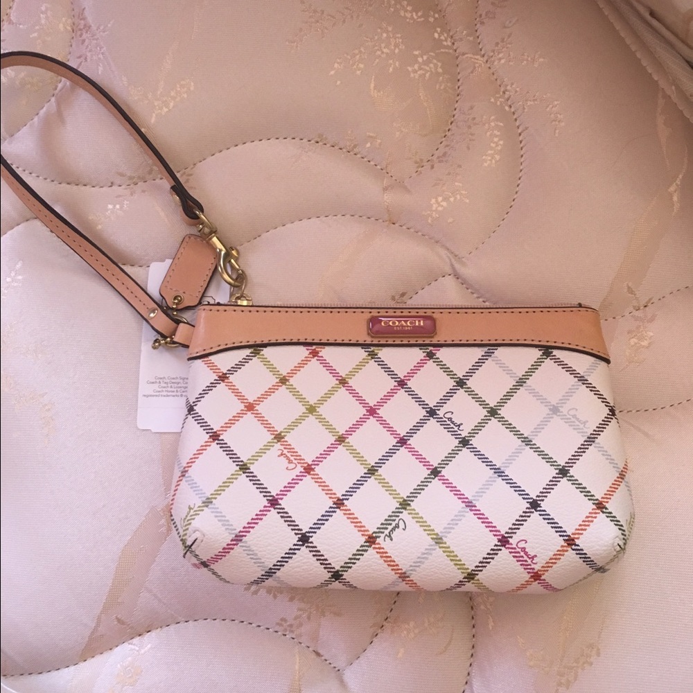 Coach Pey Tatrsal wrist wallet checkered plaid