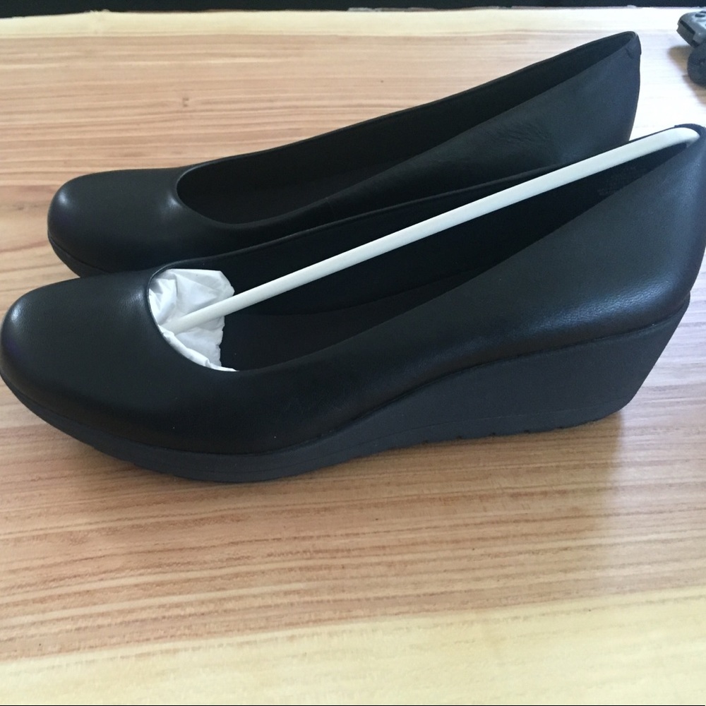 Black easy spirit wedges new no box