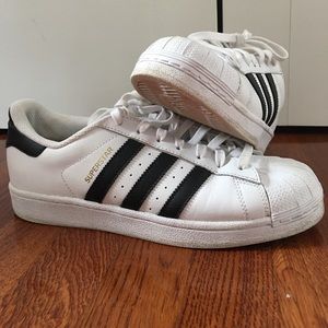 BARELY WORN ADIDAS SUPERSTARS