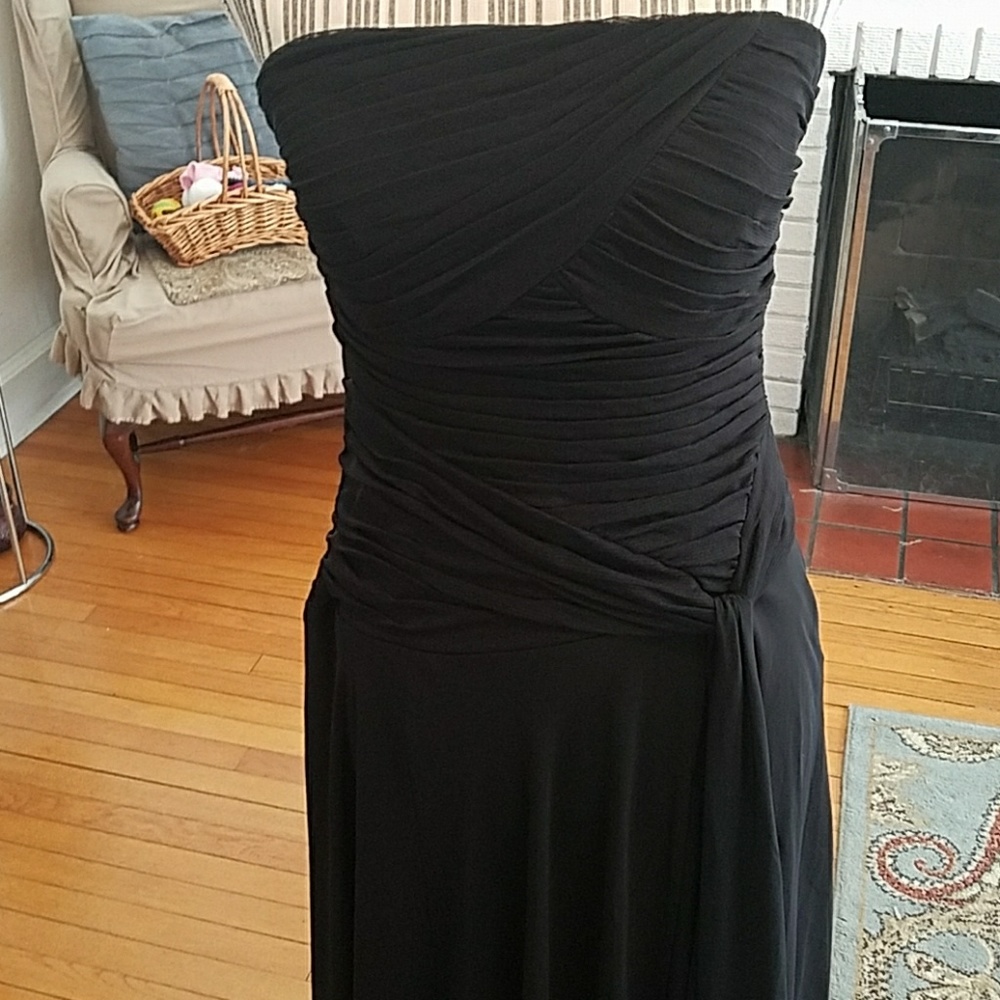 Beautiful Black Strapless Dress by Sangria sz 12