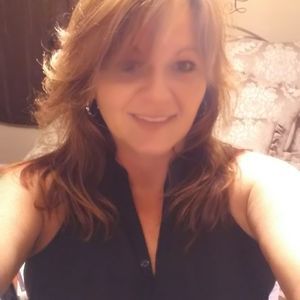 Meet your Posher, Deidre