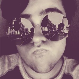 Meet your Posher, Mark