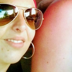 Meet your Posher, Skylar