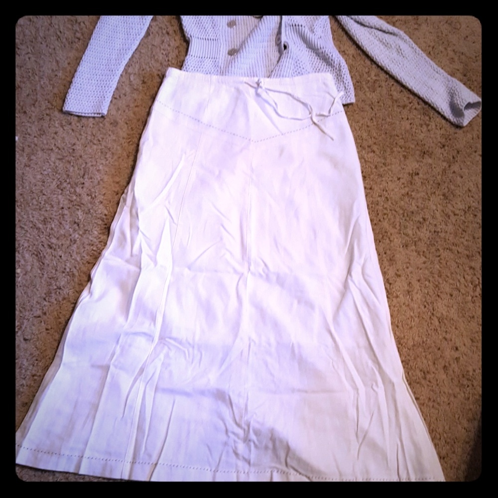 Ladies' size 8 white linen maxi skirt