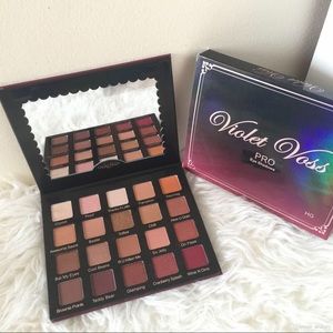 Violet Voss HG palette