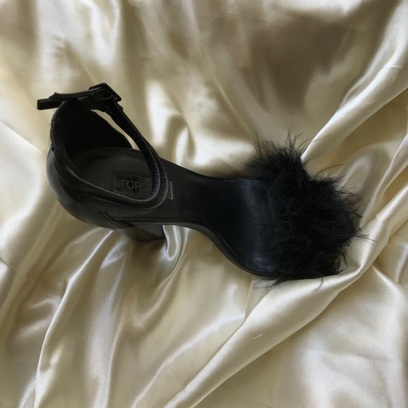 Topshop Rabbit Fur Heels - Picture 4 of 4