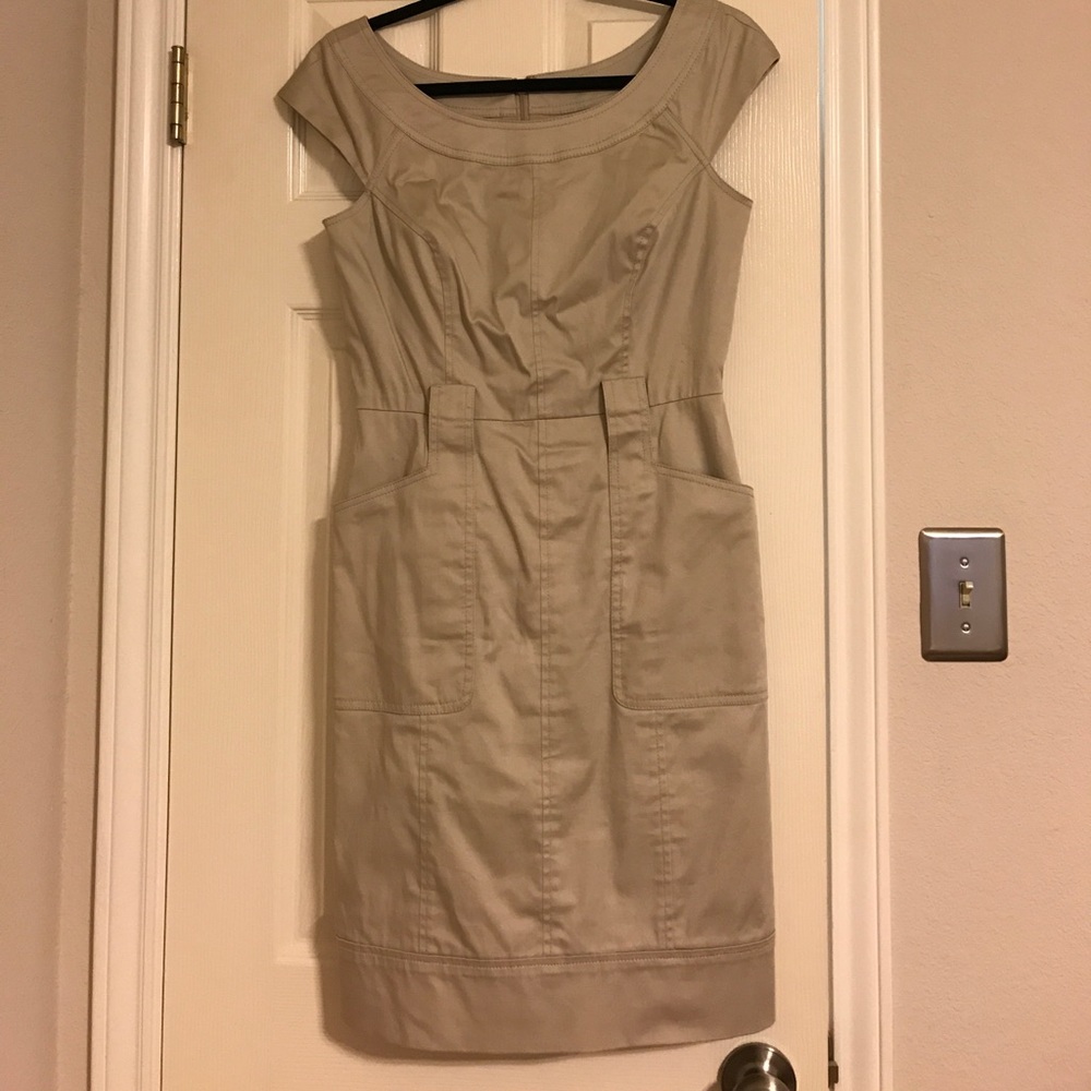 White House Black Market khaki pocket dress, sz 4 - Picture 1 of 6