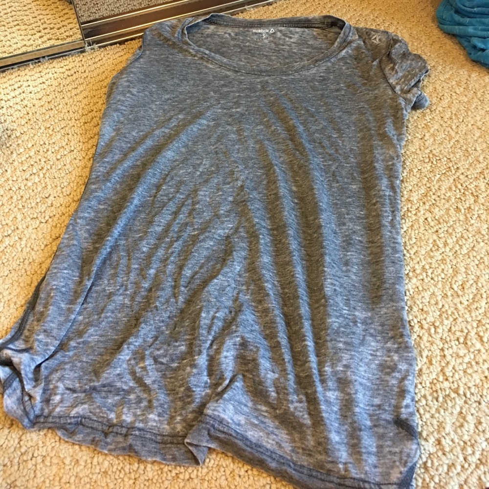 Reebok short sleeve shirt